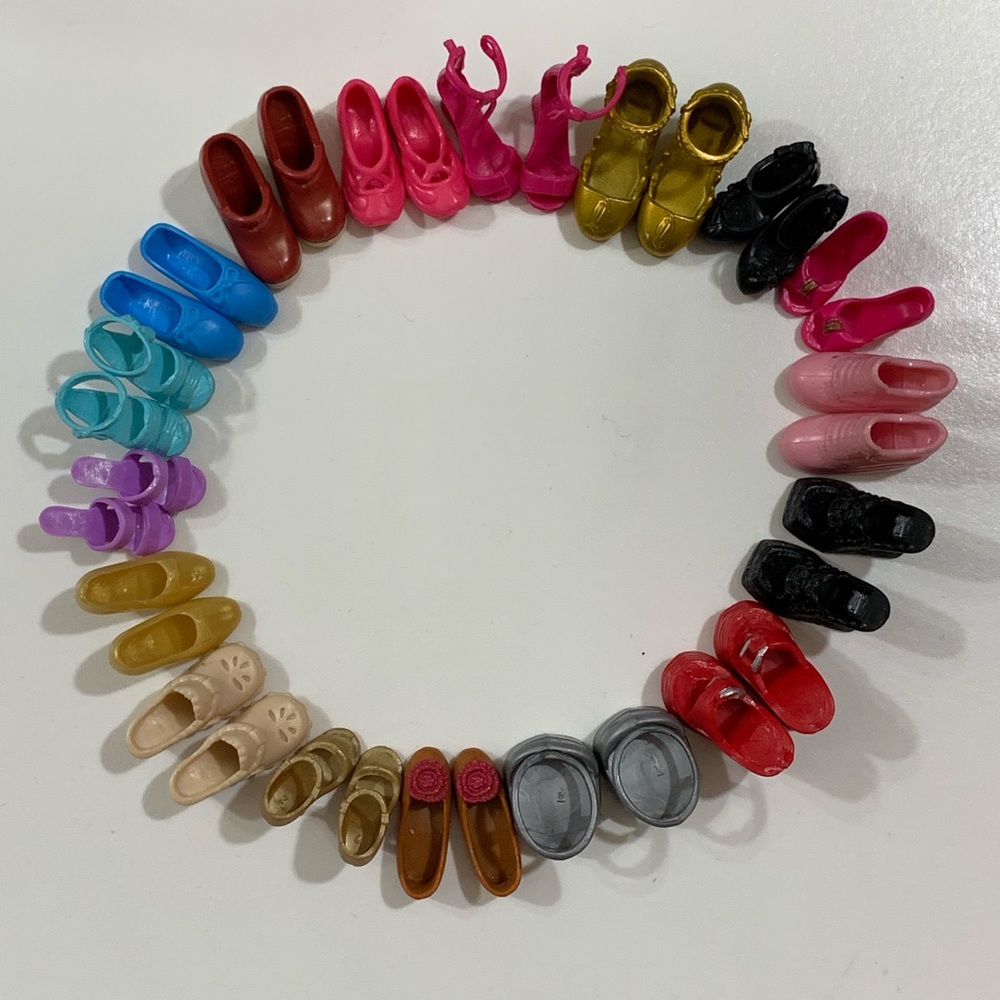 ❌PRIZE CLAIMED❌TINY SHOES 👠 aka Barbie Shoes